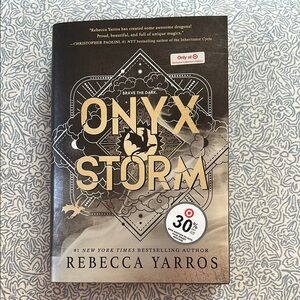 Onyx Storm by Rebecca Yarros Book